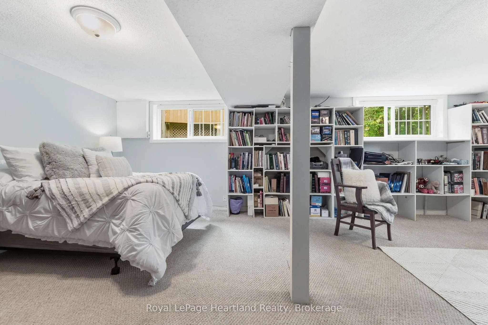 223 Kemp Crescent