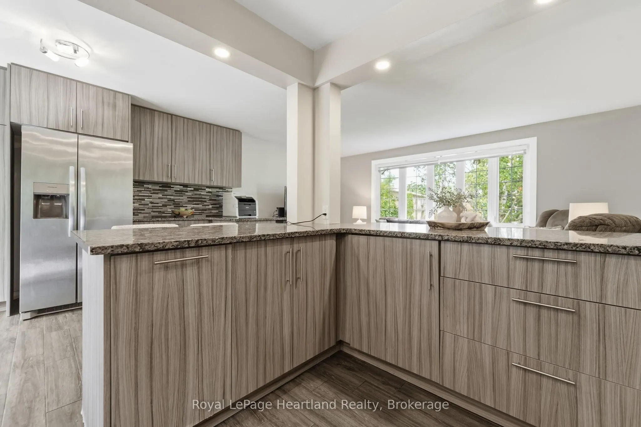 223 Kemp Crescent