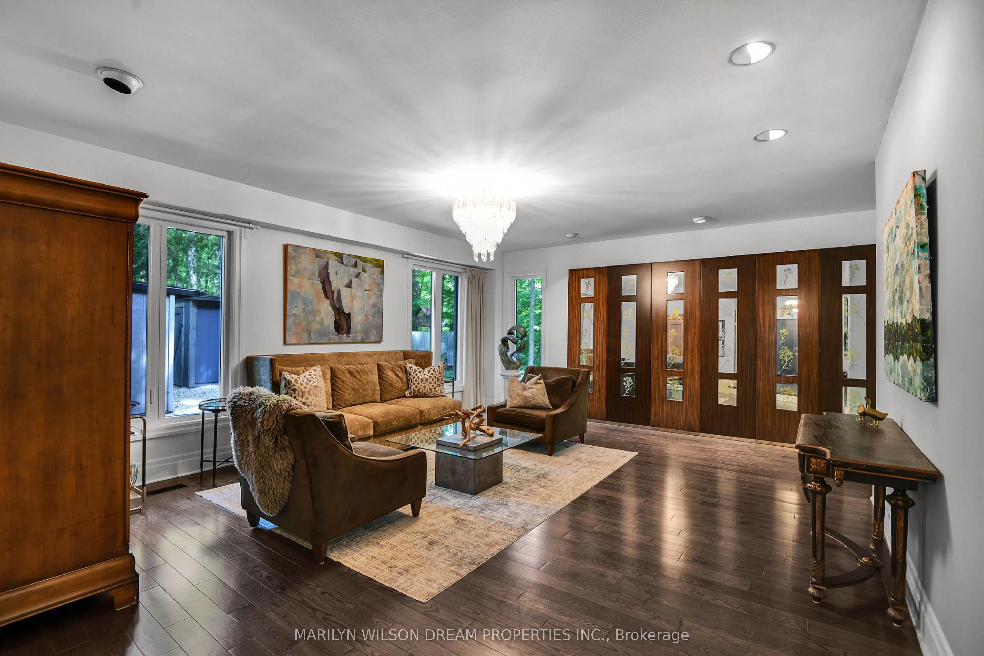 11 Burrows Road