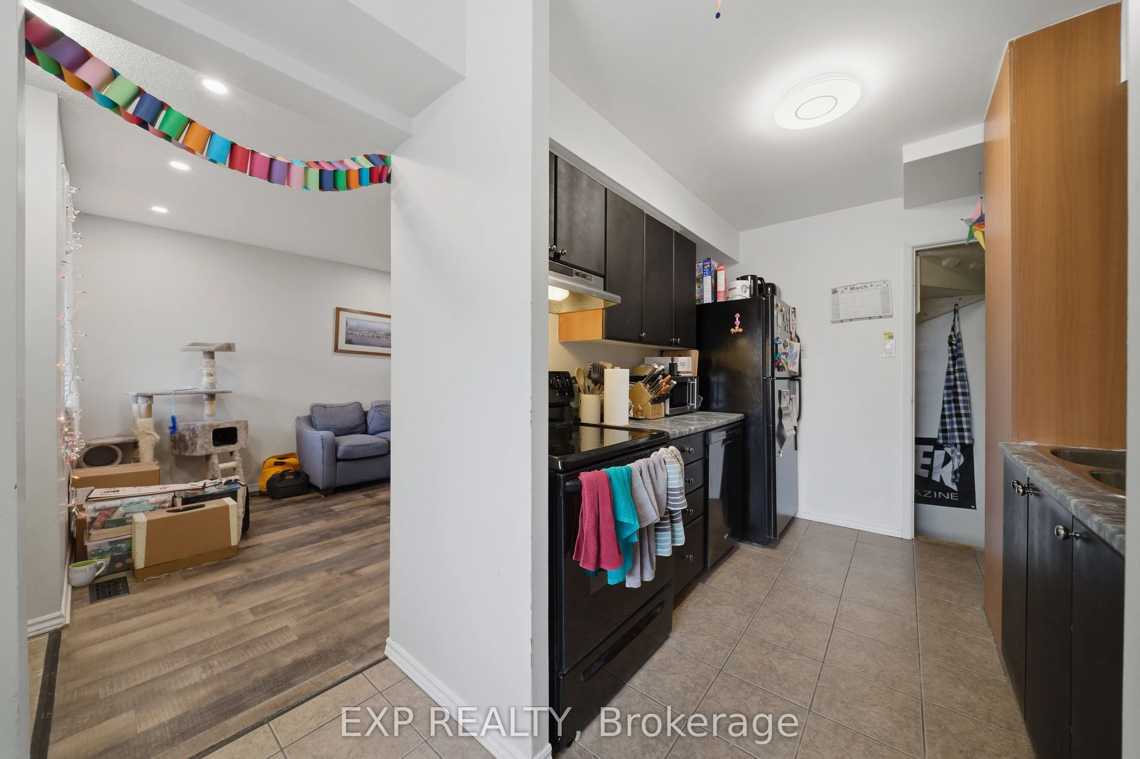 1675 Heatherington Road #11