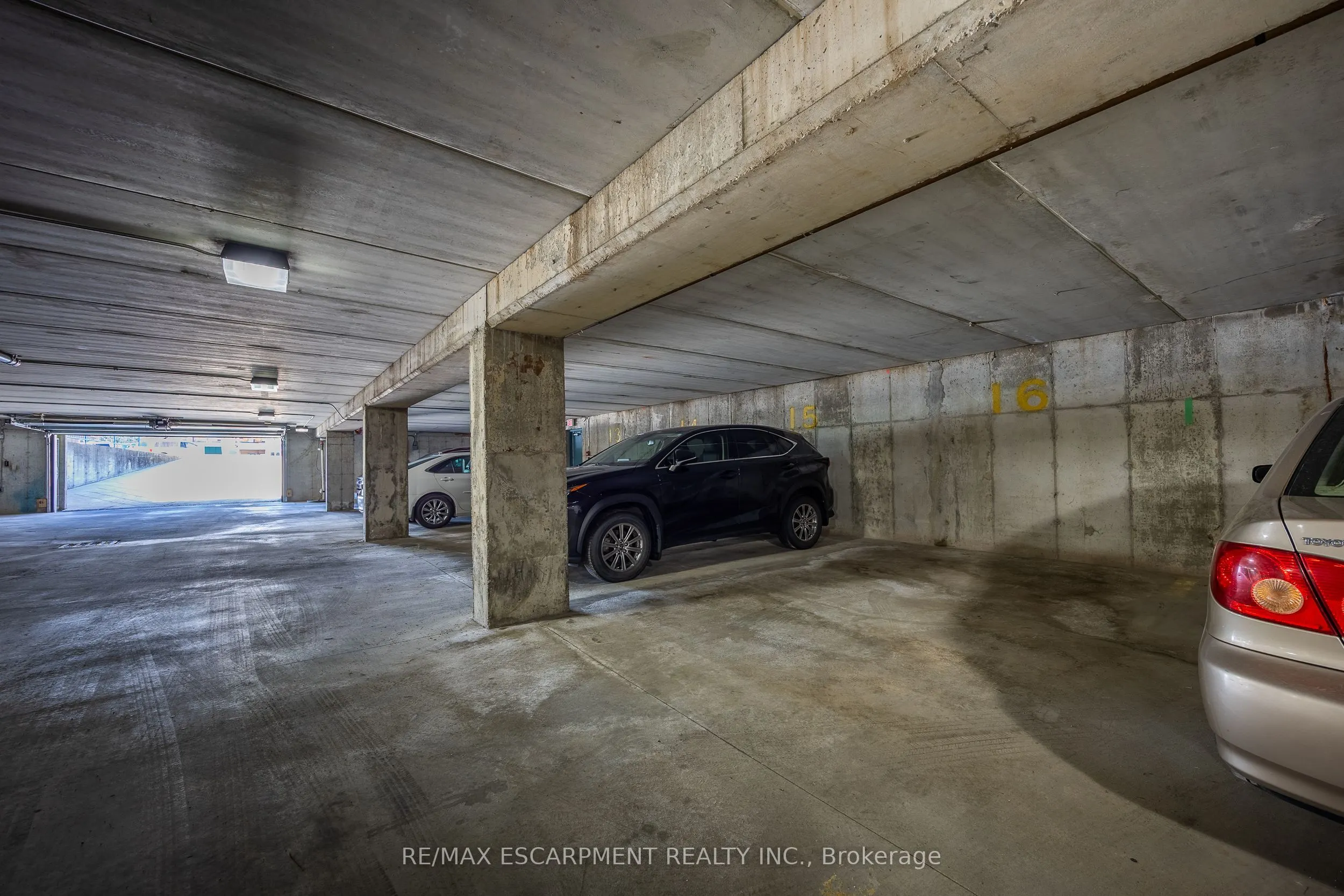 210 Main Street E #309