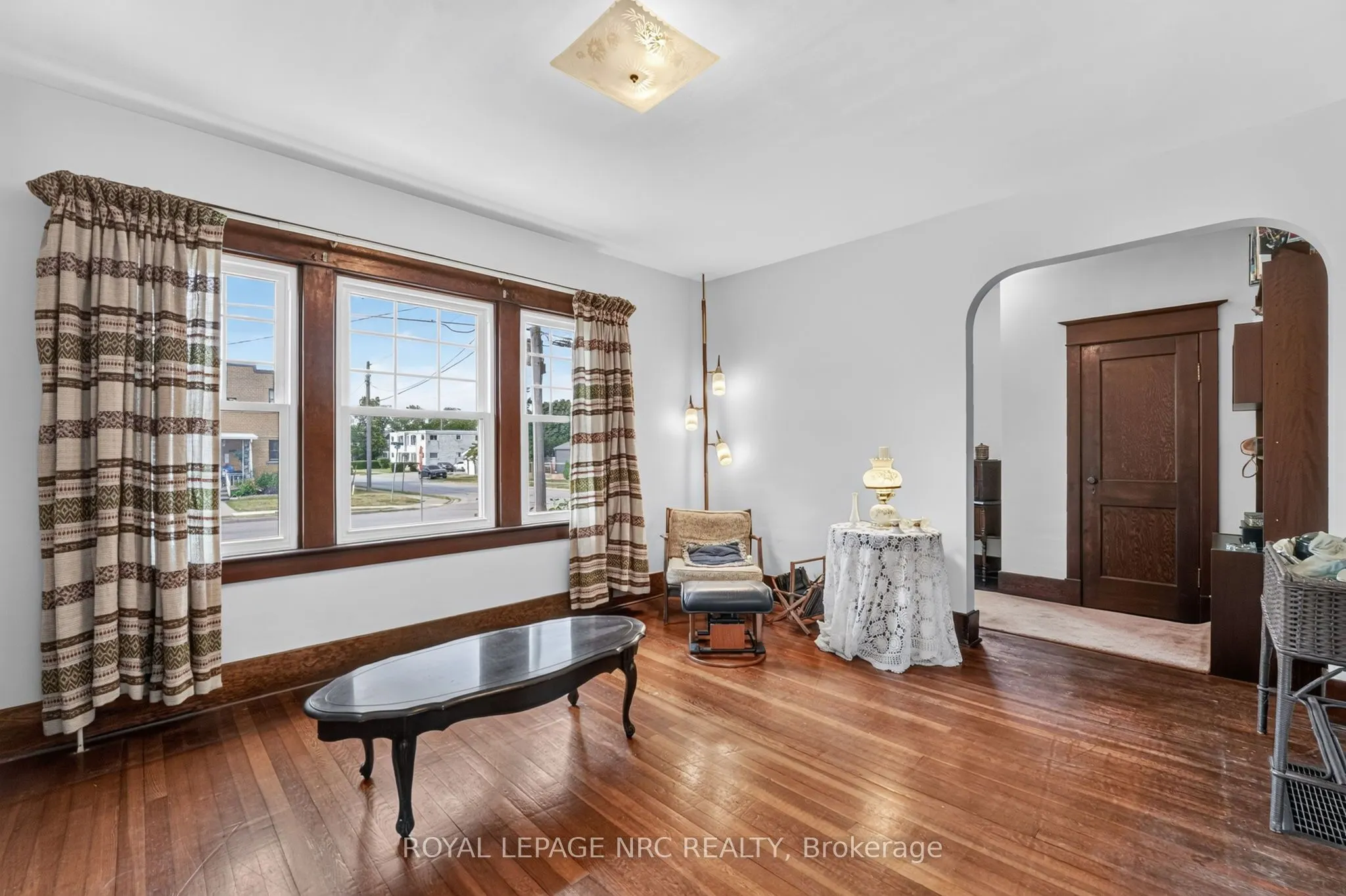 301 Dufferin Street