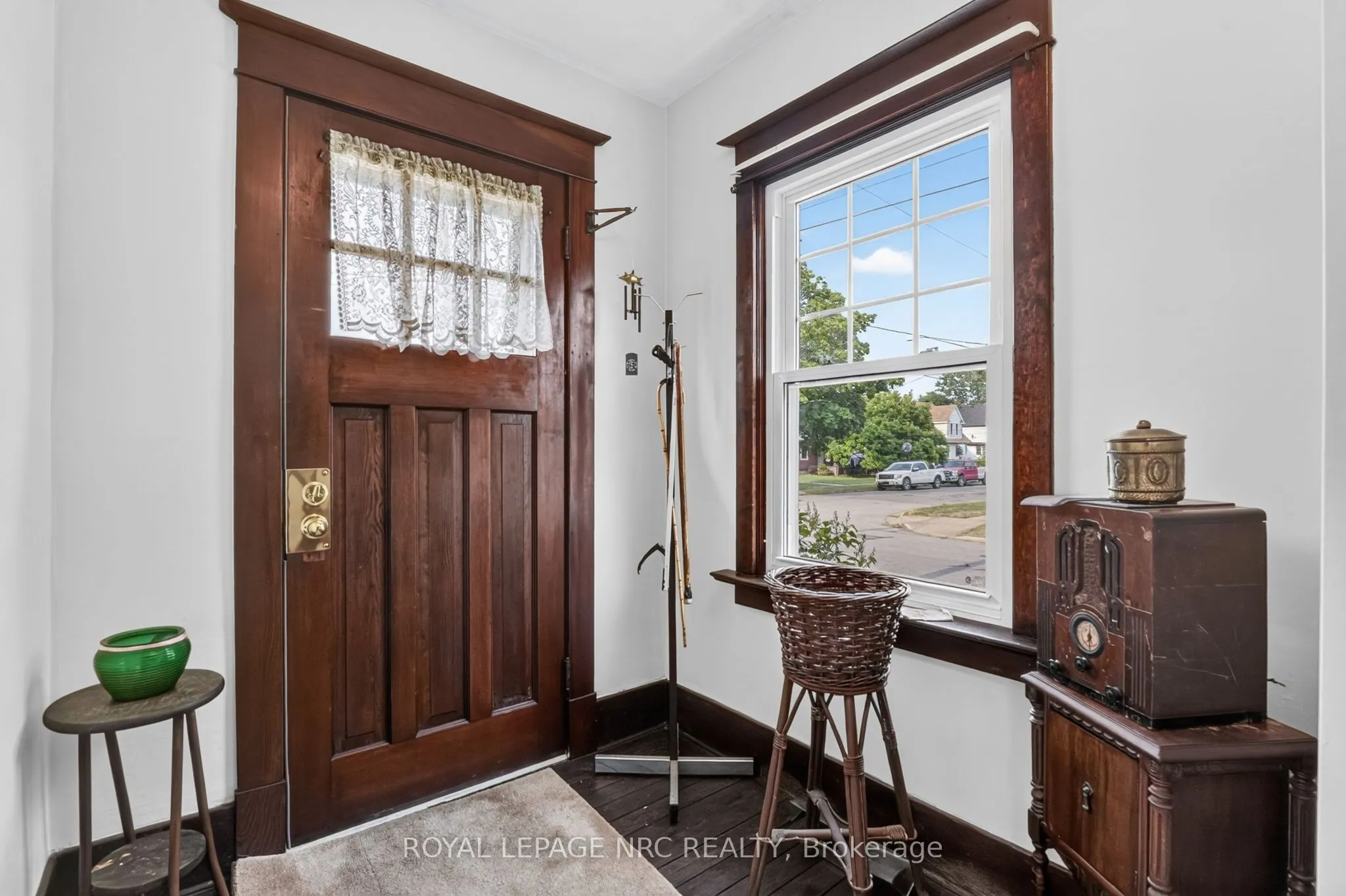 301 Dufferin Street