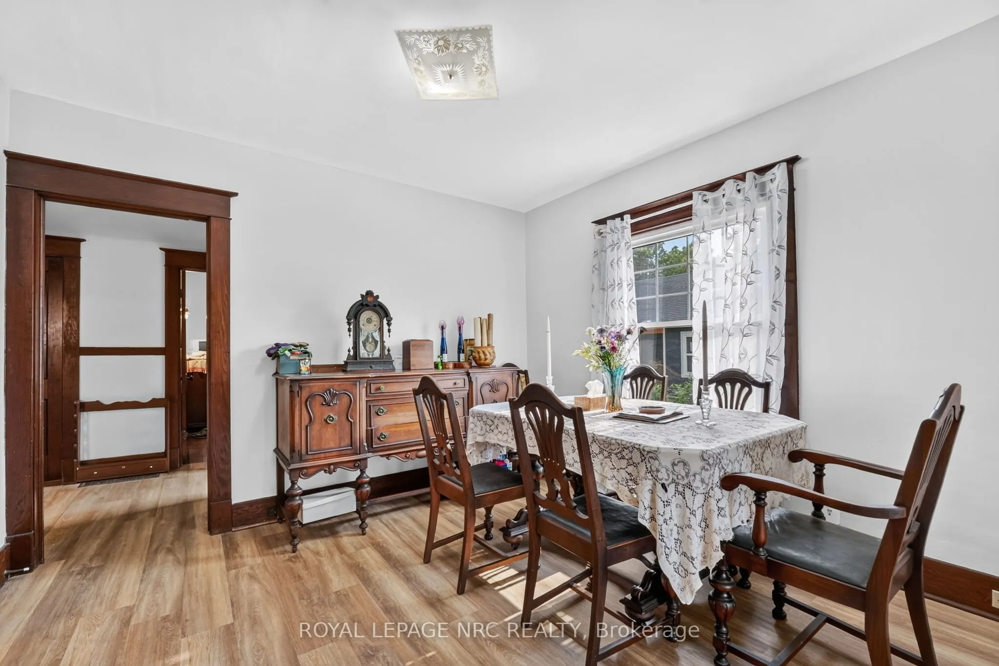 301 Dufferin Street