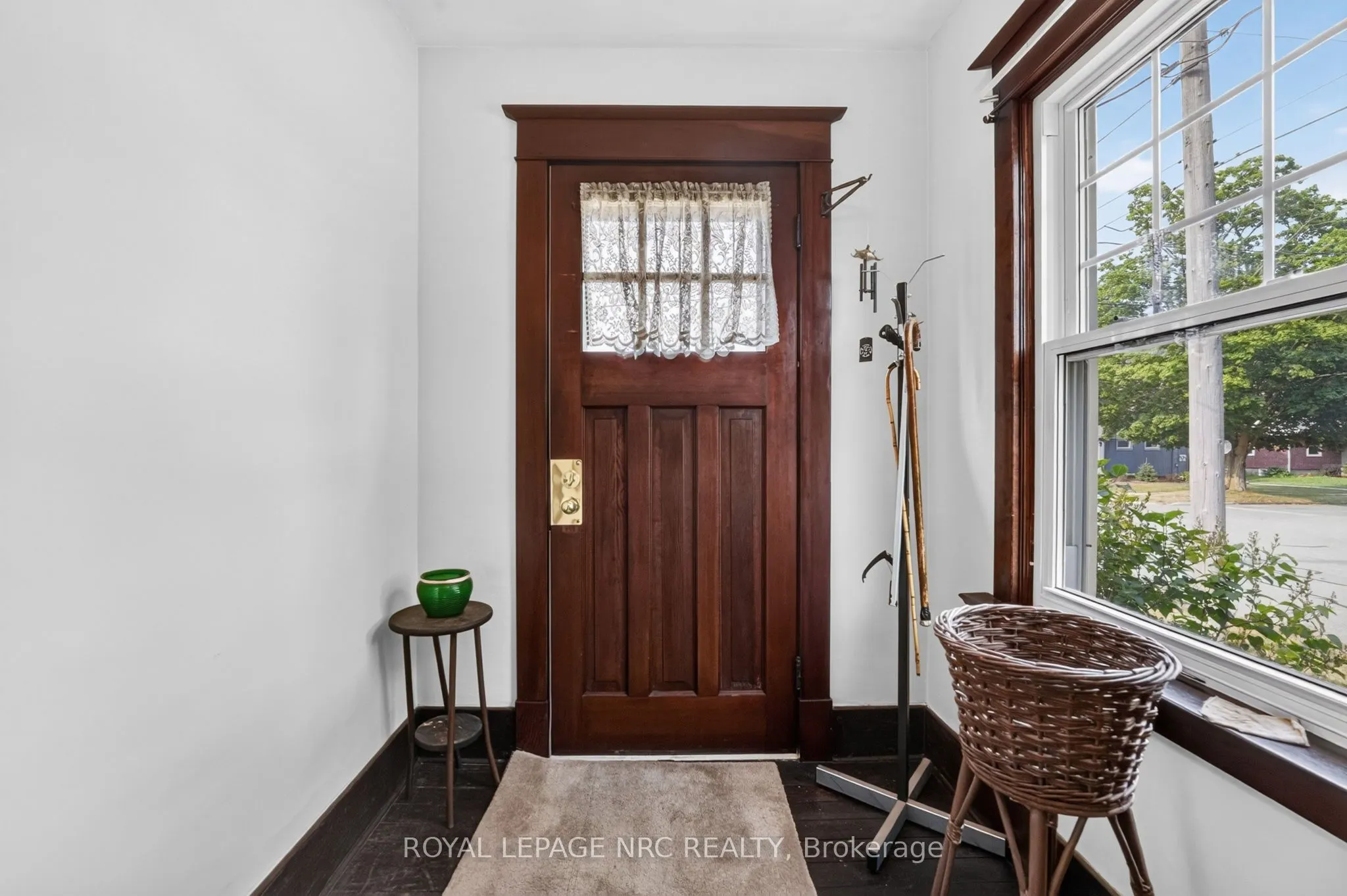 301 Dufferin Street