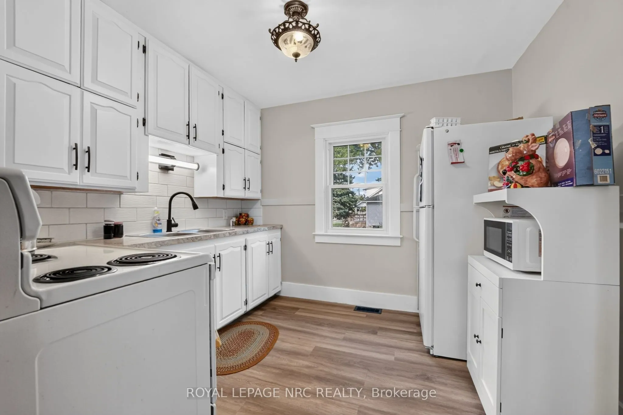 301 Dufferin Street