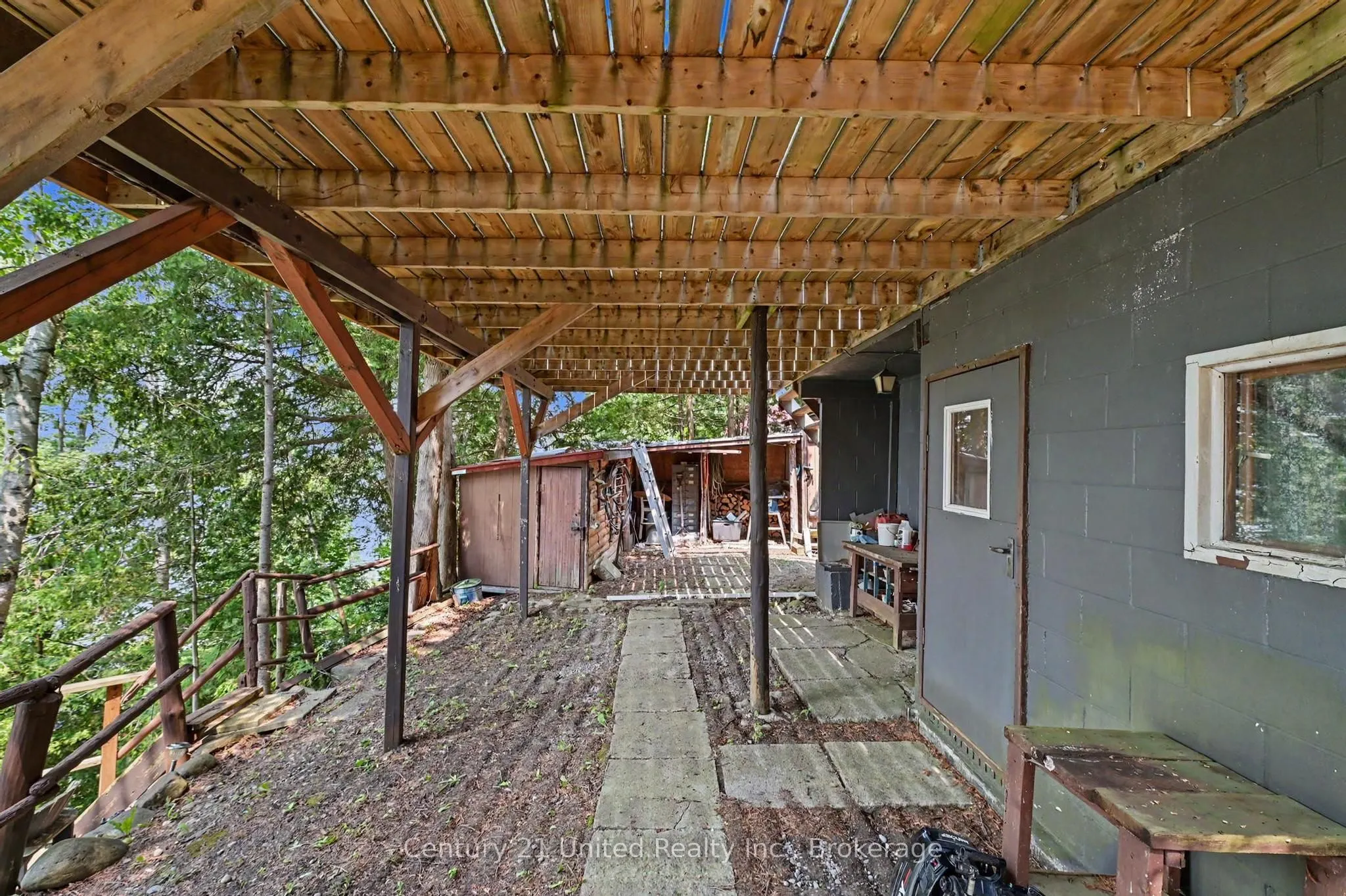 176 Robins Road