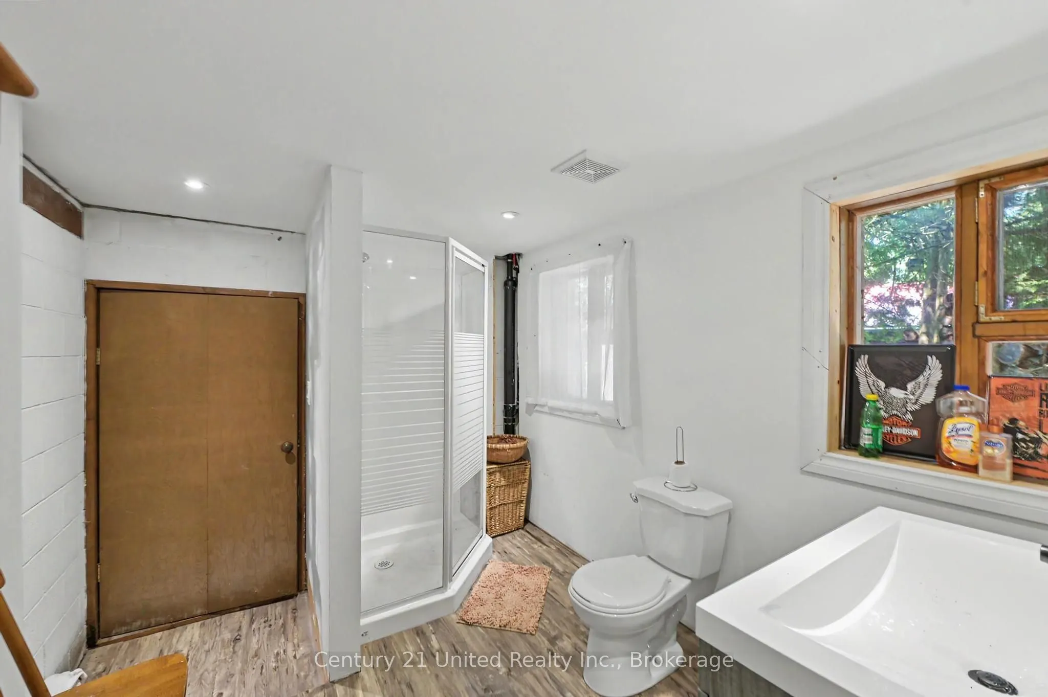 176 Robins Road