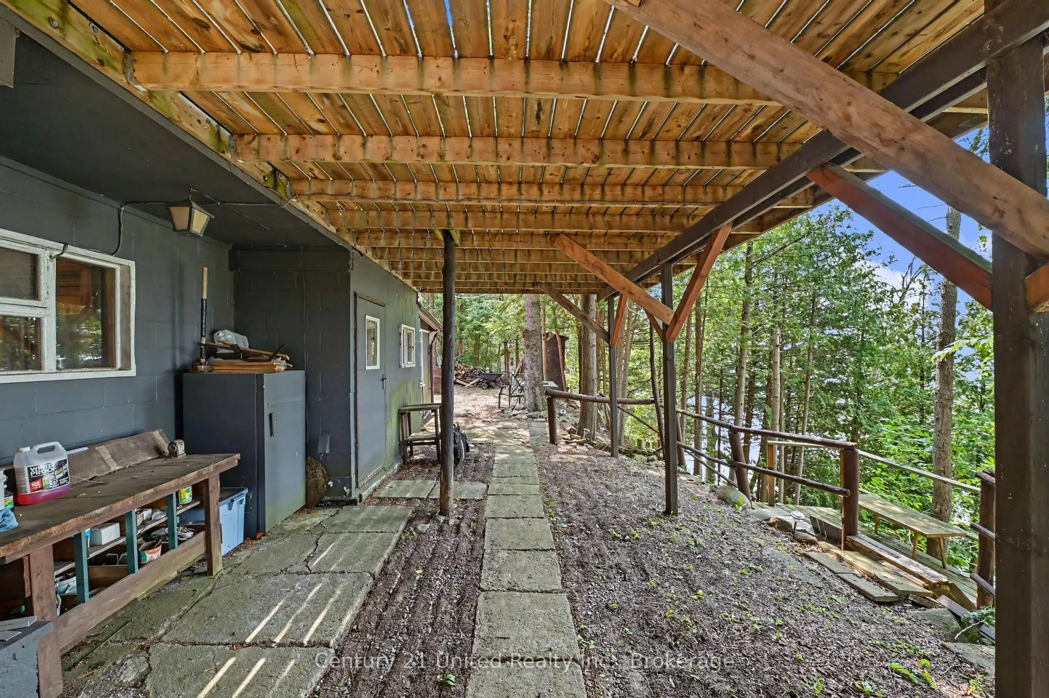 176 Robins Road