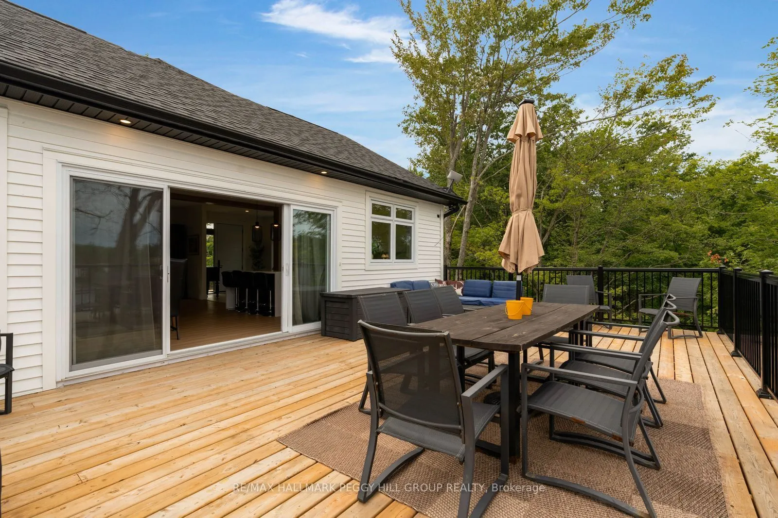20 Hawkins Point Road
