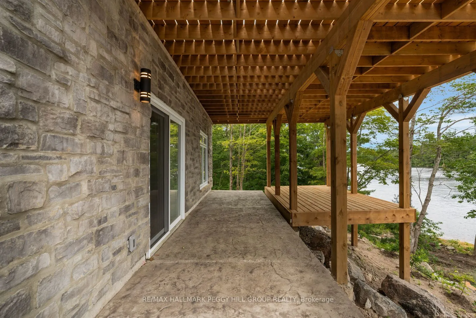 20 Hawkins Point Road