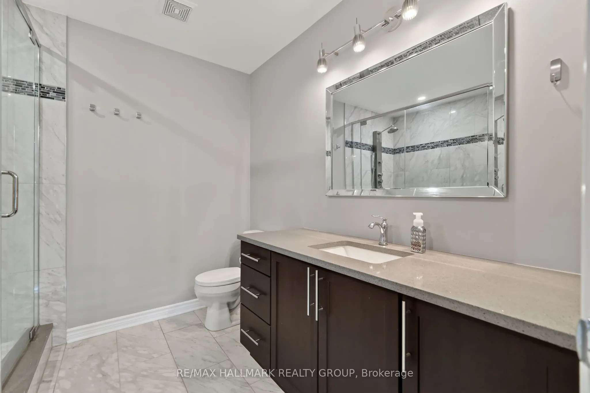 316 Aldworth Private