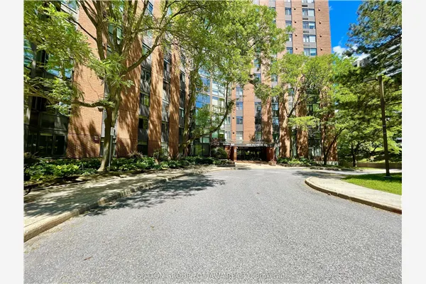 2871 Richmond Road #810