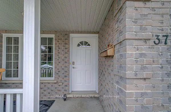 37 Wingfield Avenue