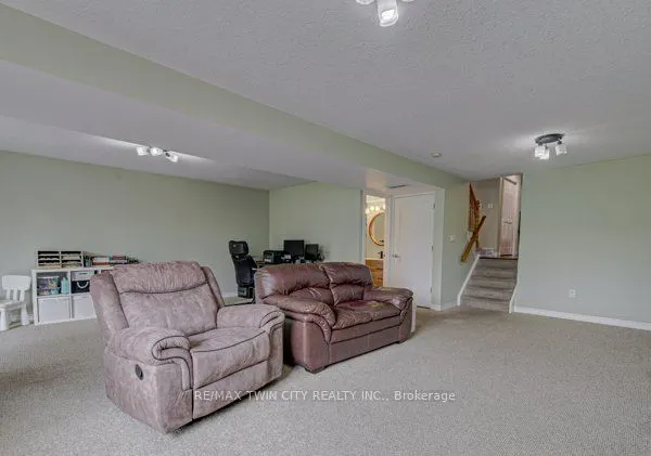 37 Wingfield Avenue