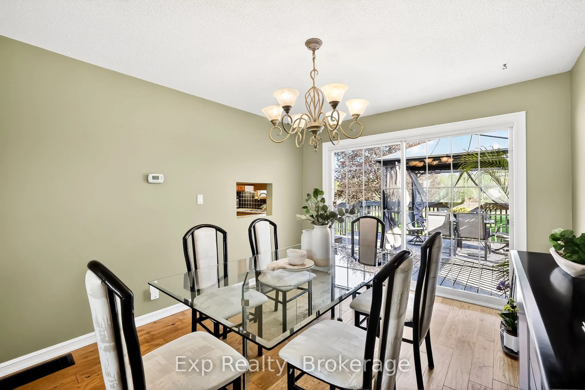 1175 Lakeshore Road