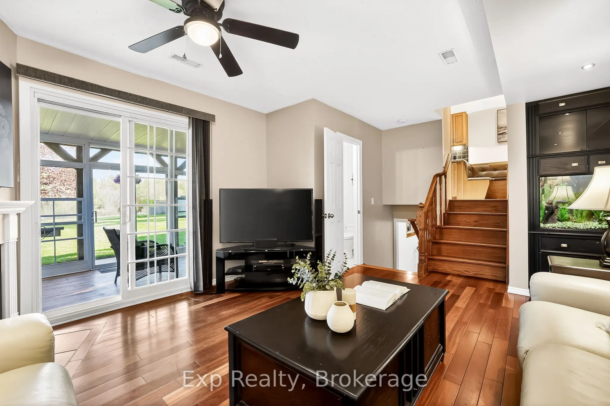 1175 Lakeshore Road