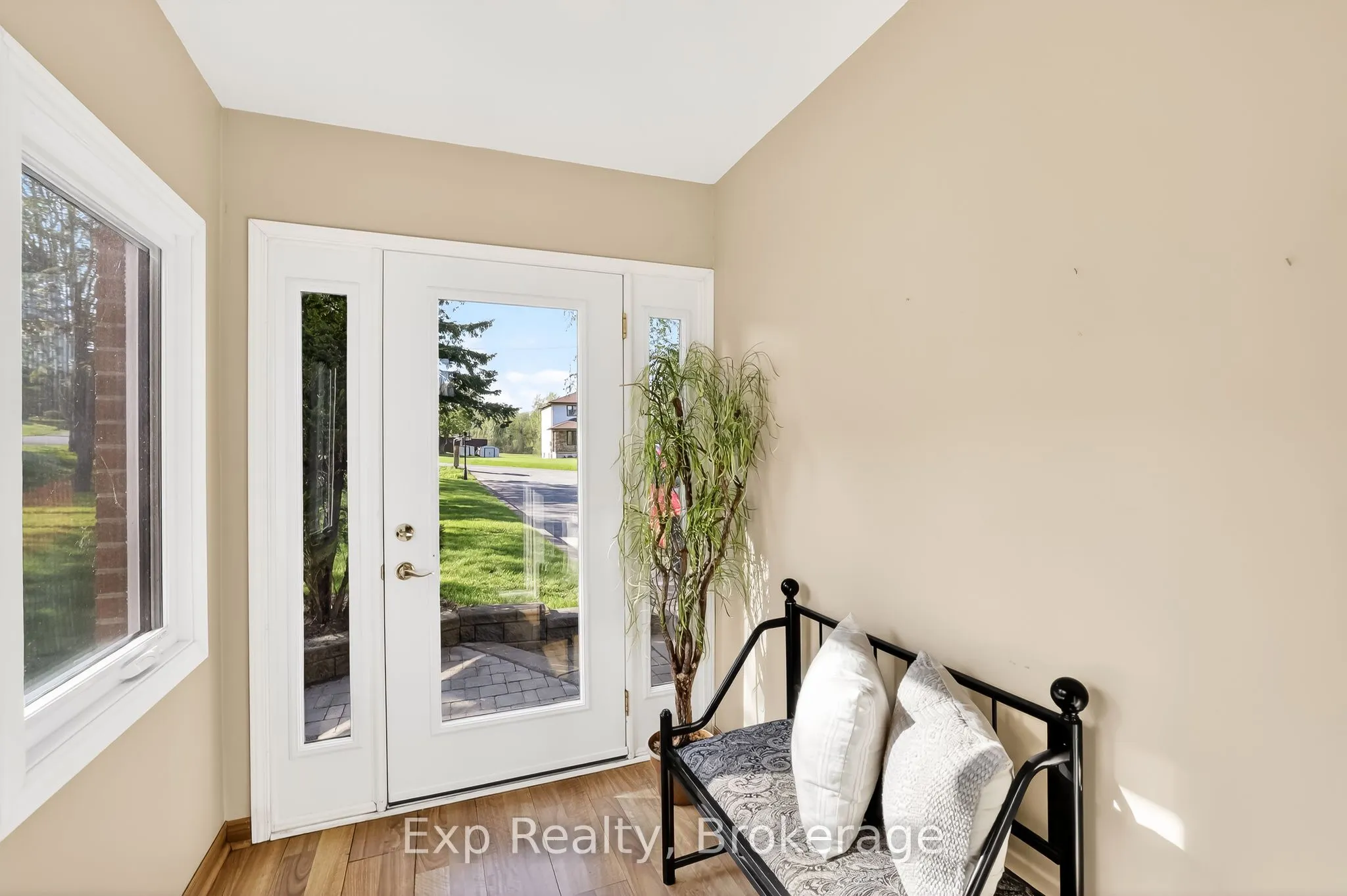 1175 Lakeshore Road