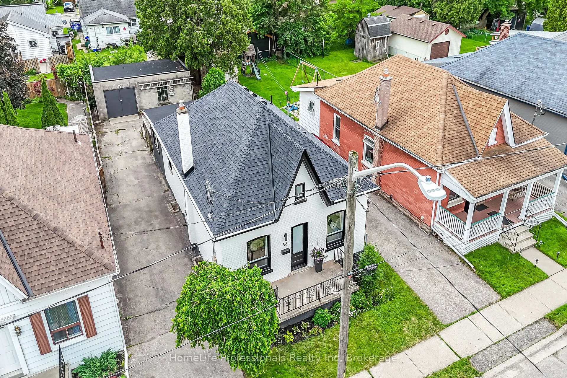 96 Aberdeen Avenue