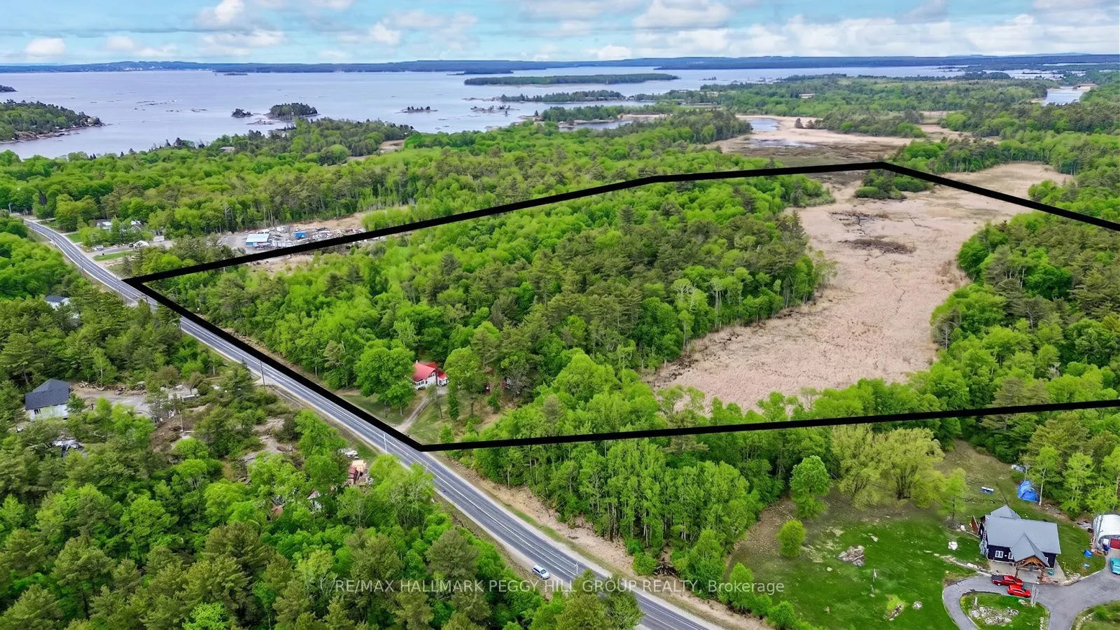 1301 Honey Harbour Road