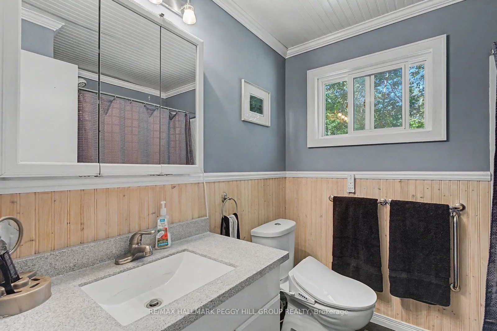 1301 Honey Harbour Road