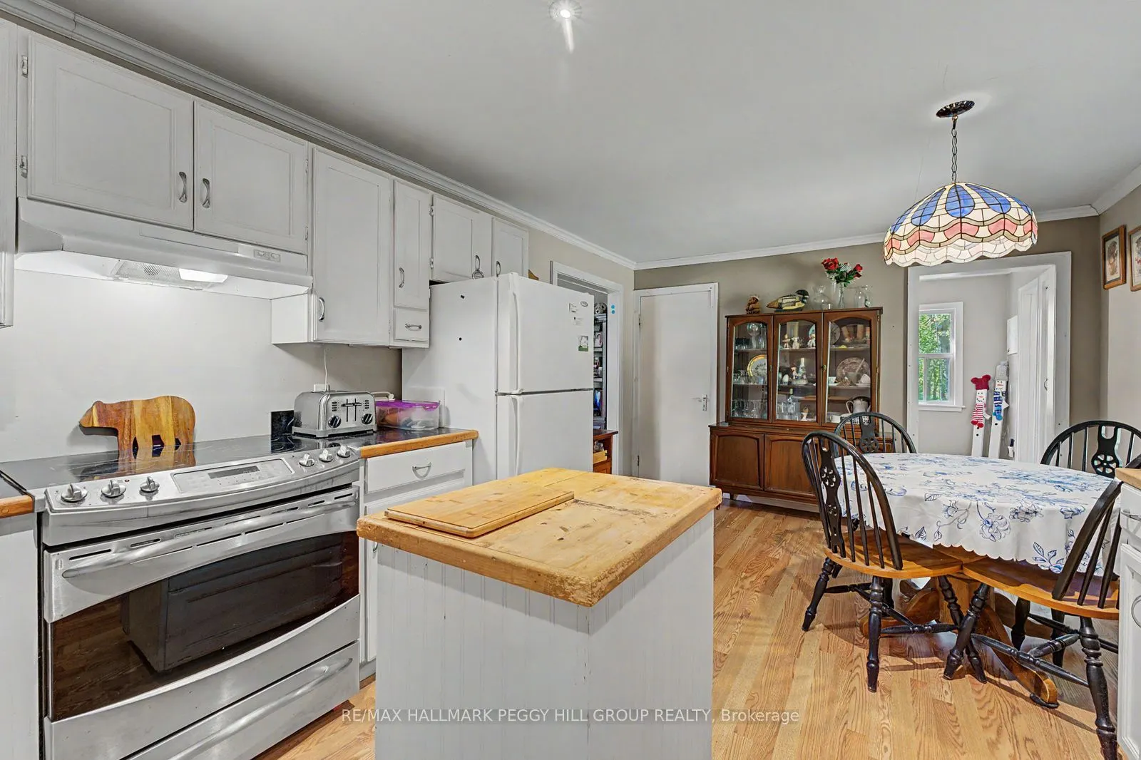 1301 Honey Harbour Road