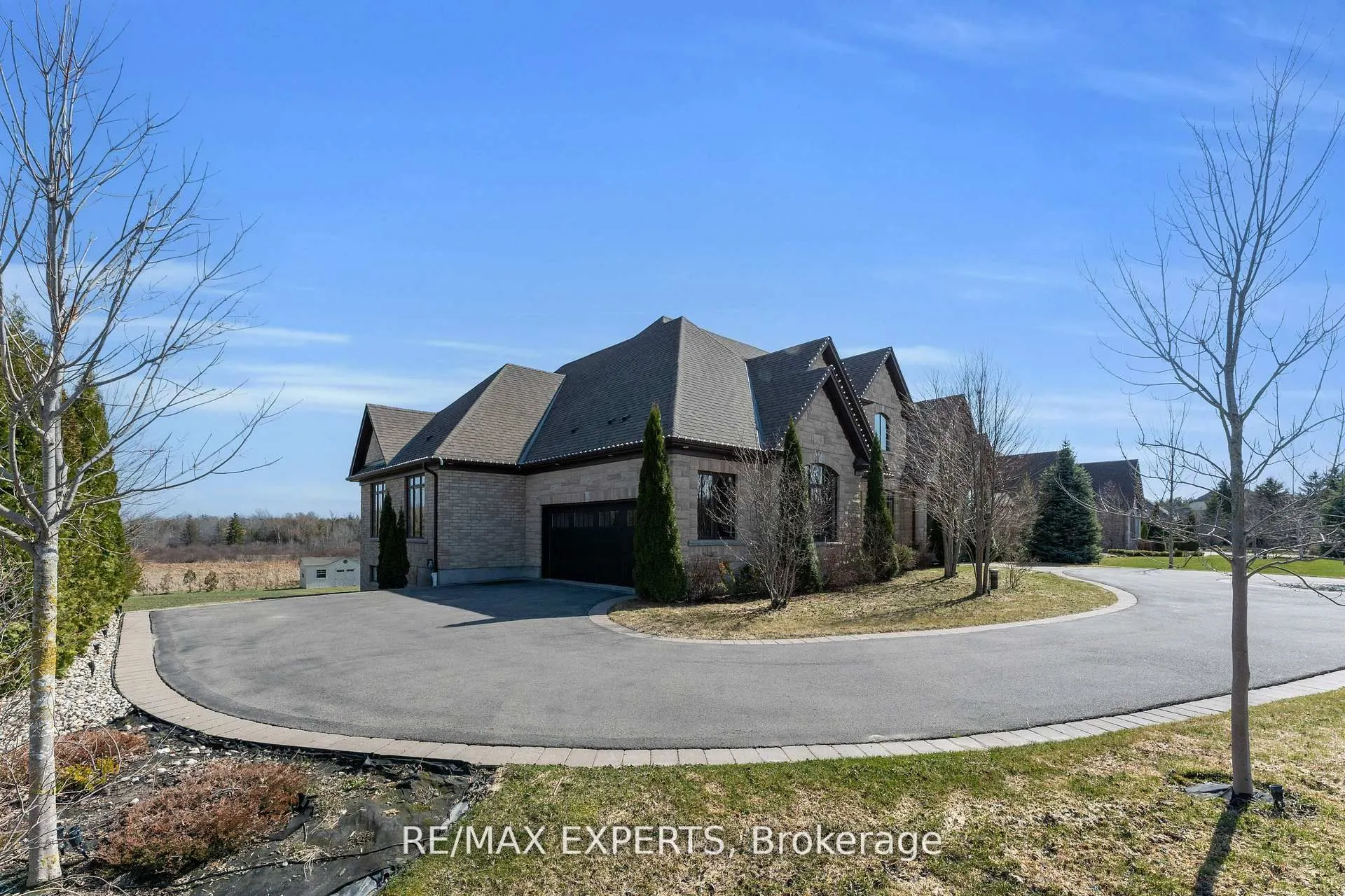 10 Old Ruby Lane