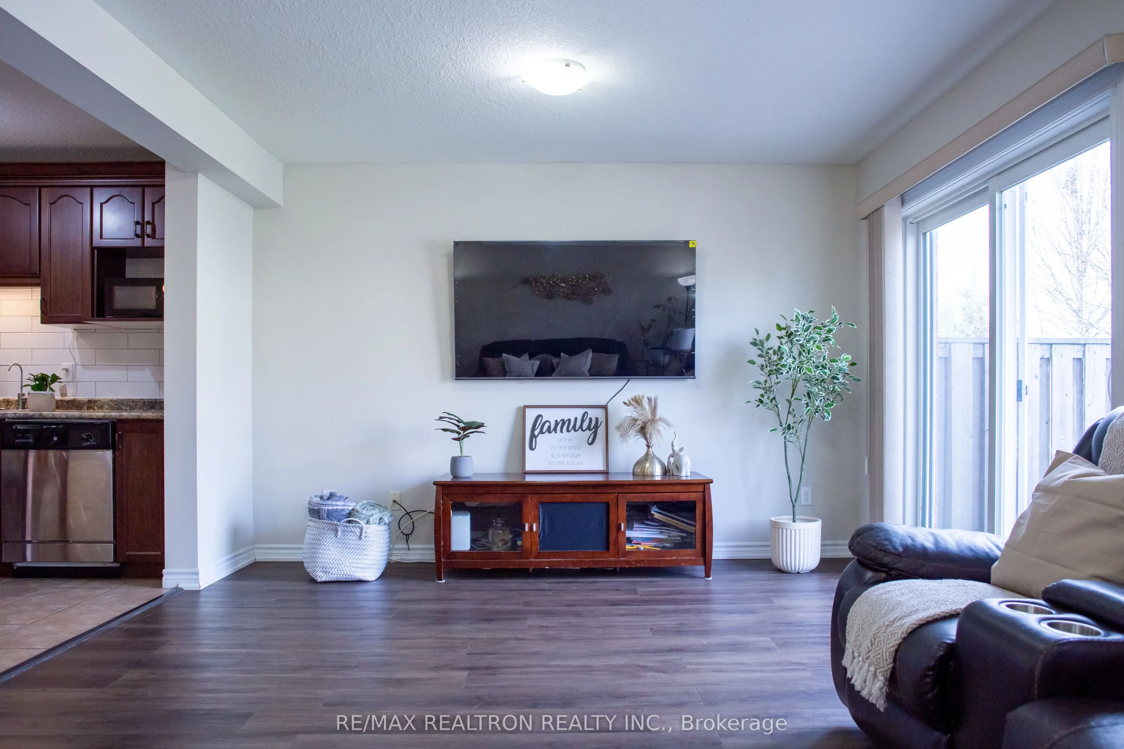 130 Simmonds Drive