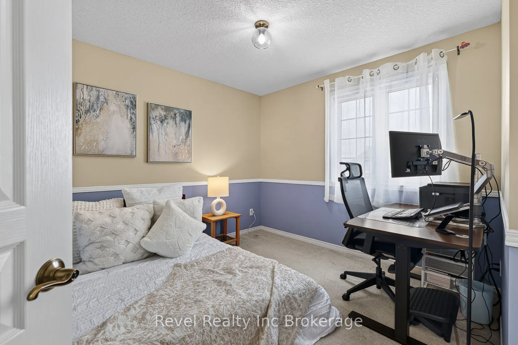 762 Frontenac Crescent