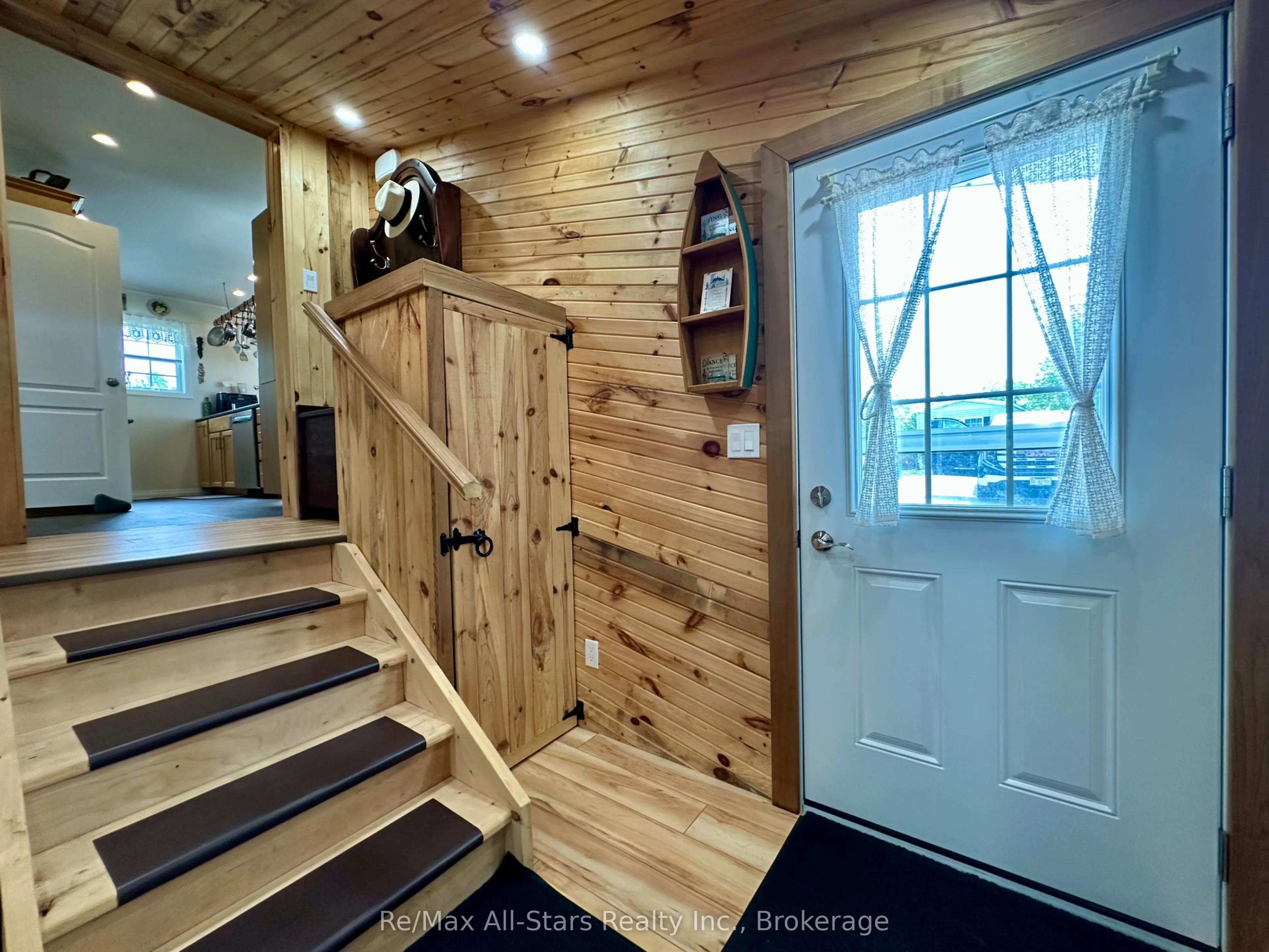 1007 Racoon Road #129