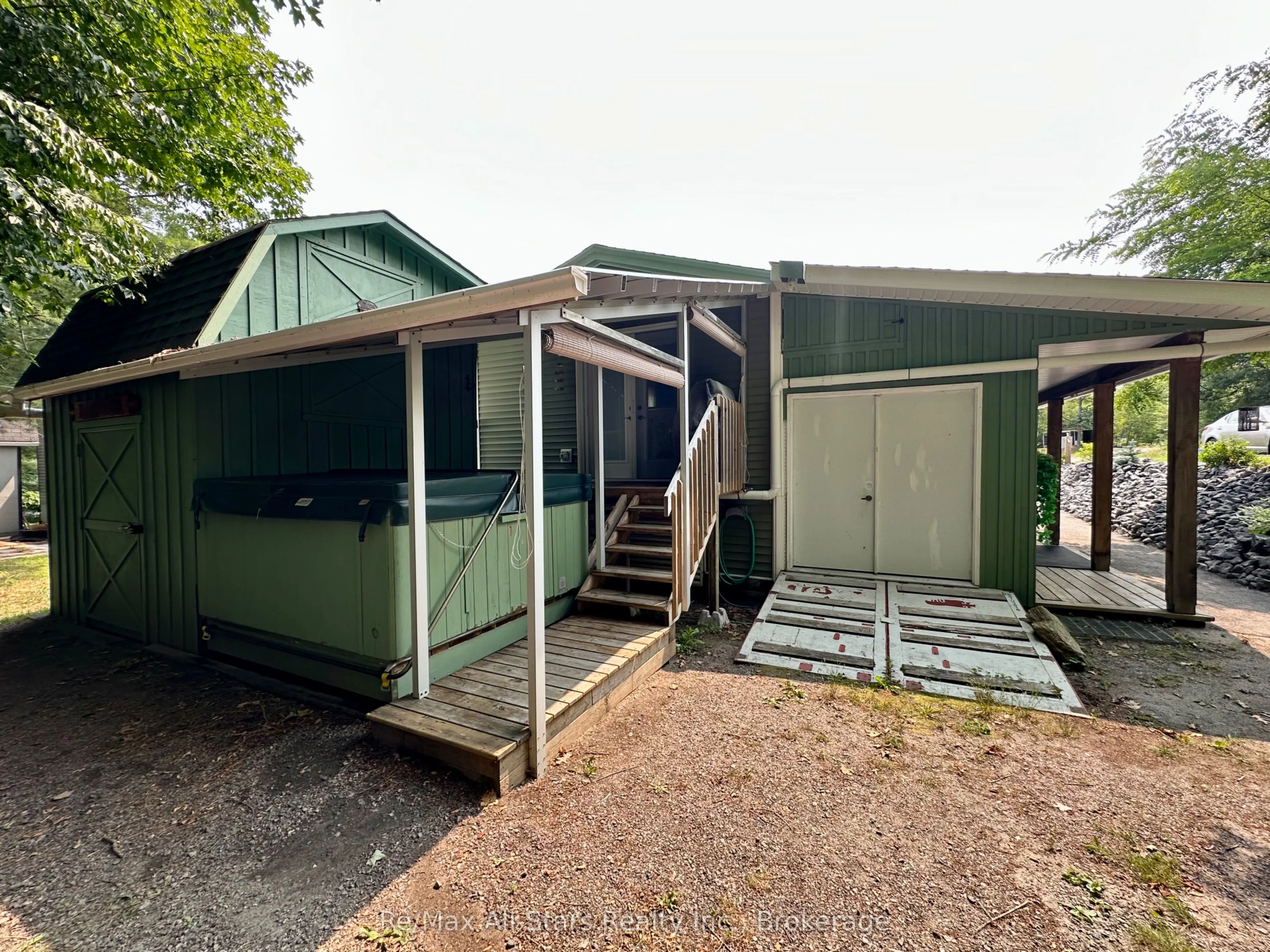 1007 Racoon Road #129