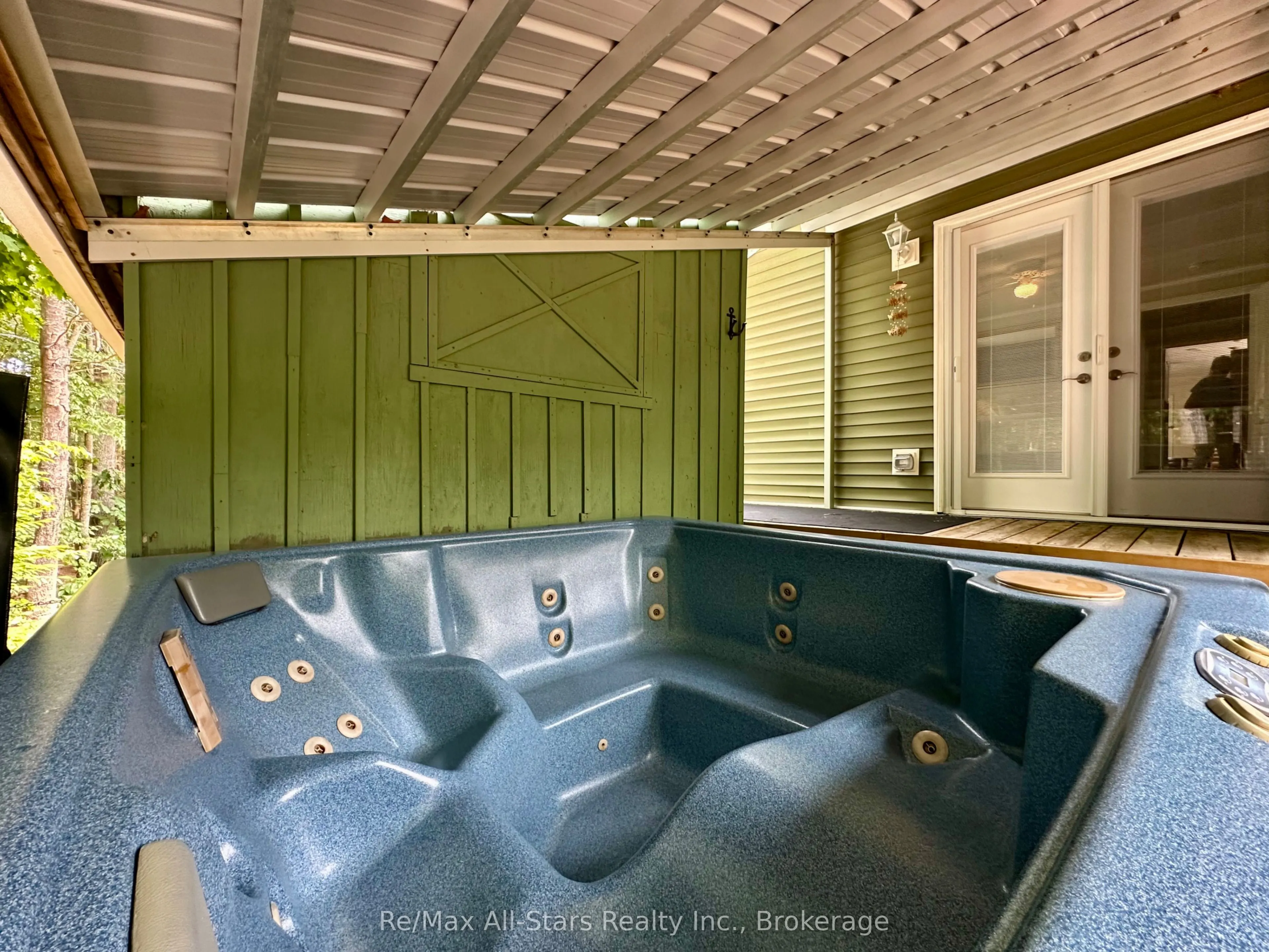 1007 Racoon Road #129