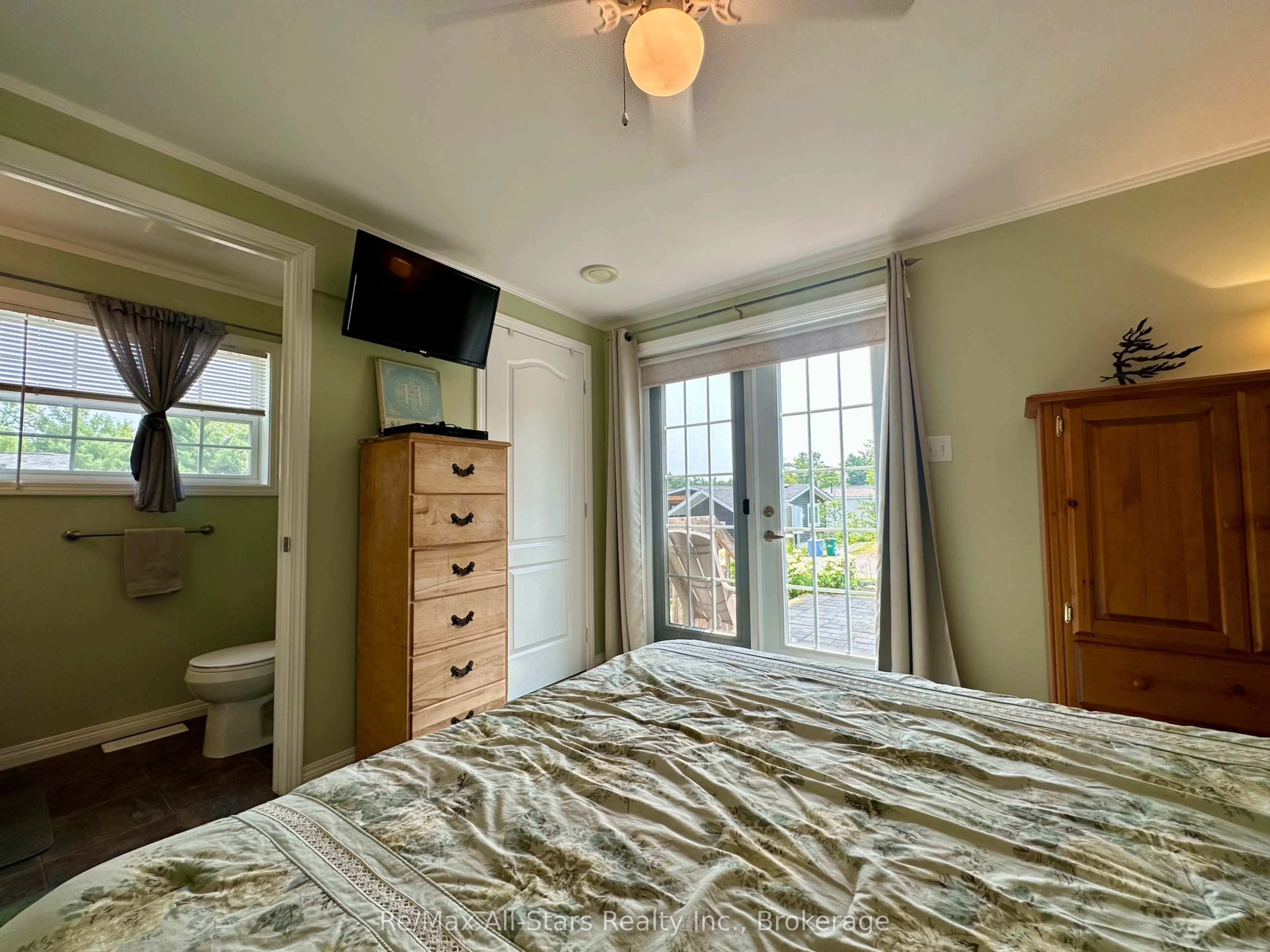 1007 Racoon Road #129