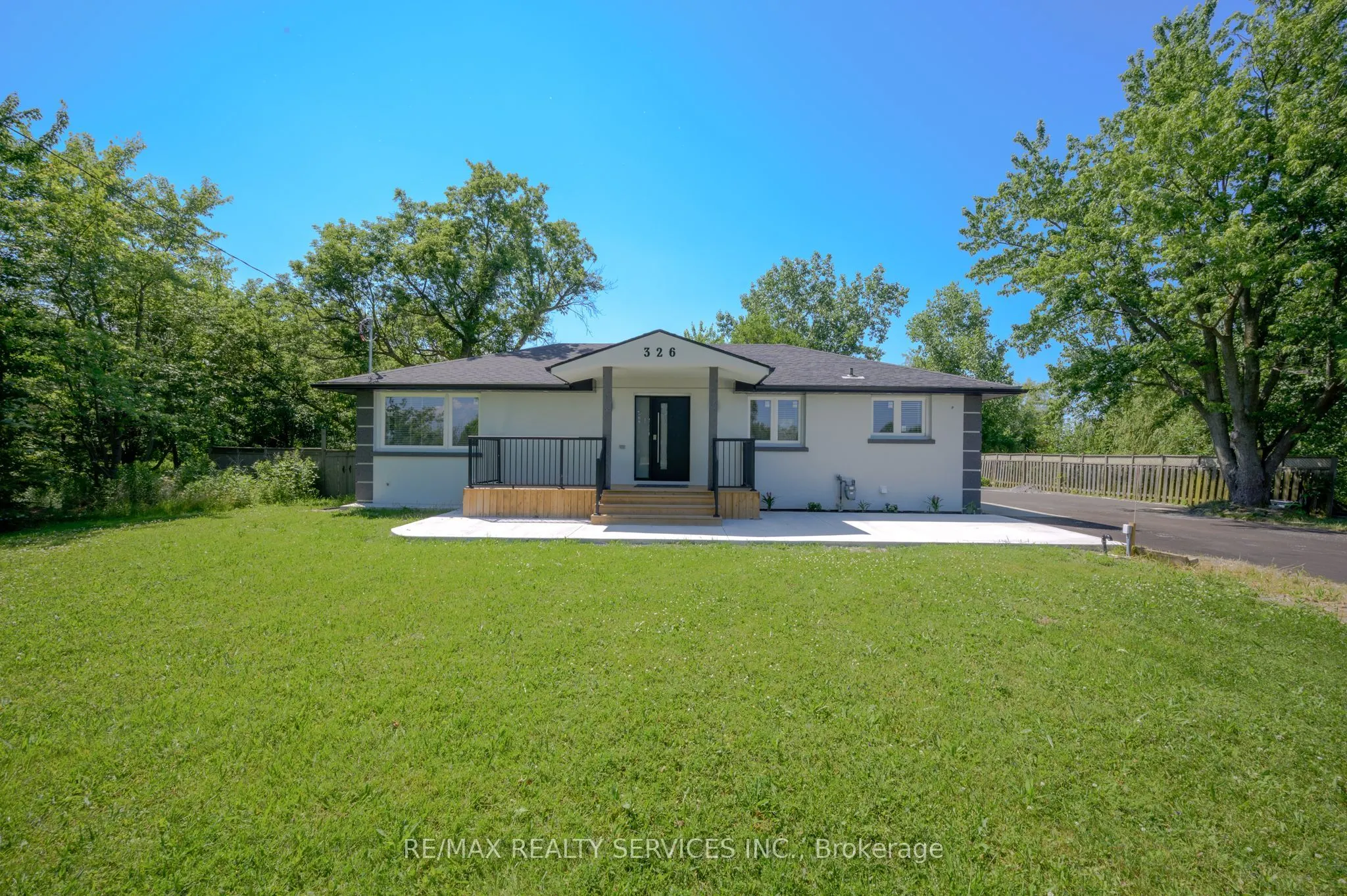326 Mountain Road