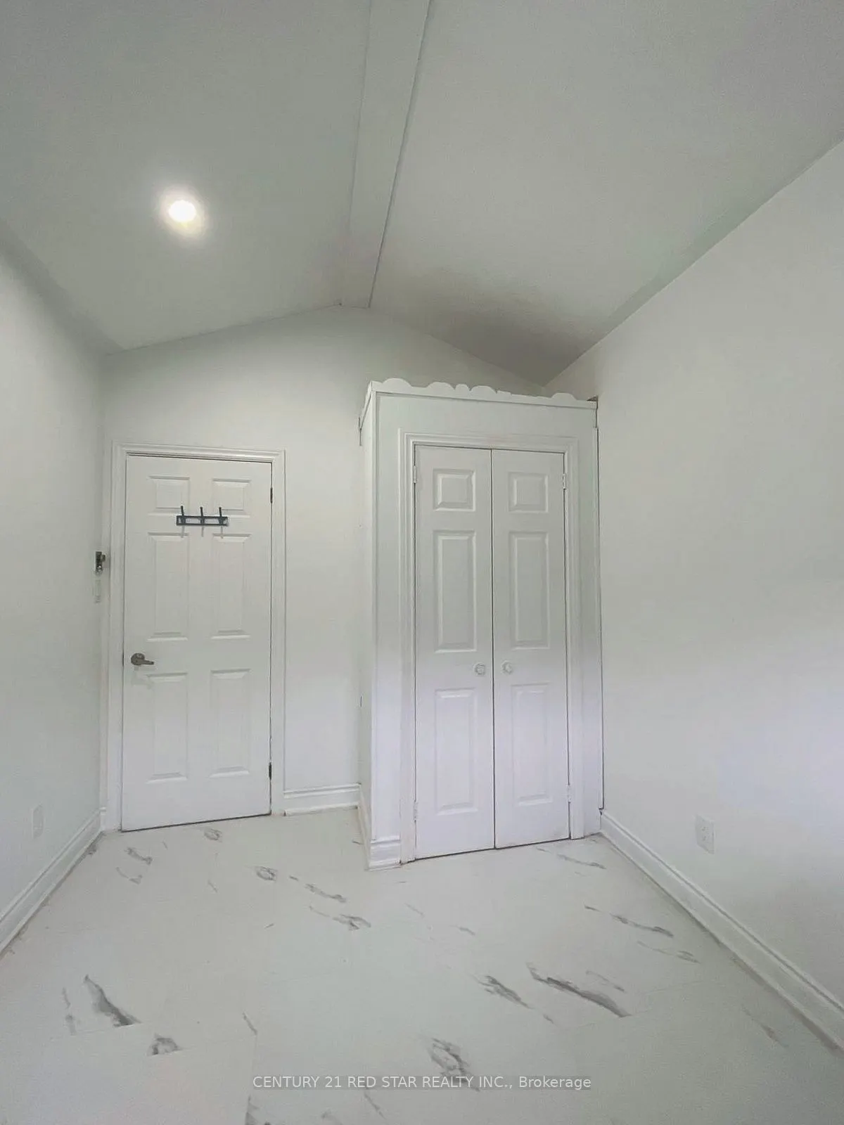 209 Evans Street