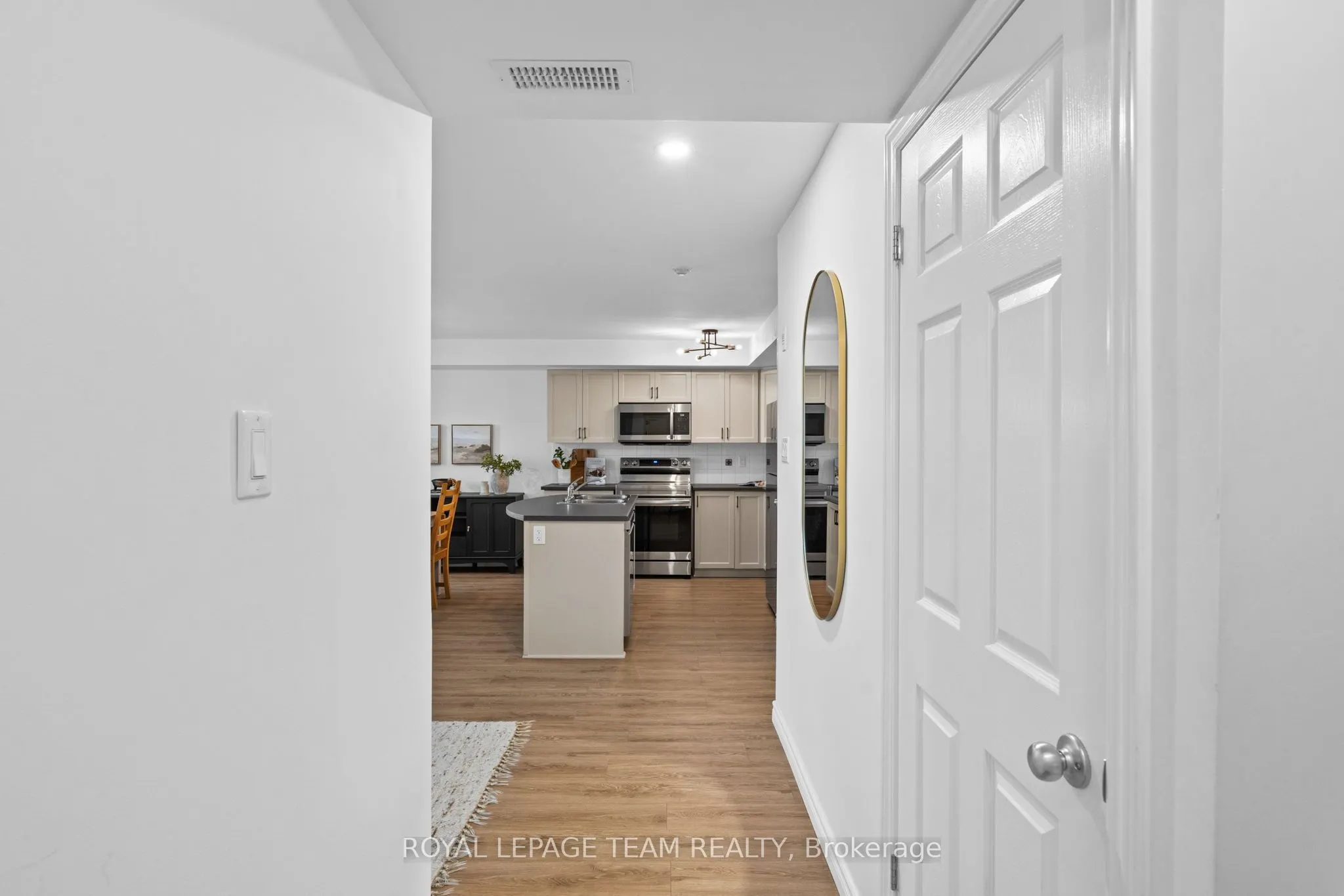 313 Cresthaven Drive #2