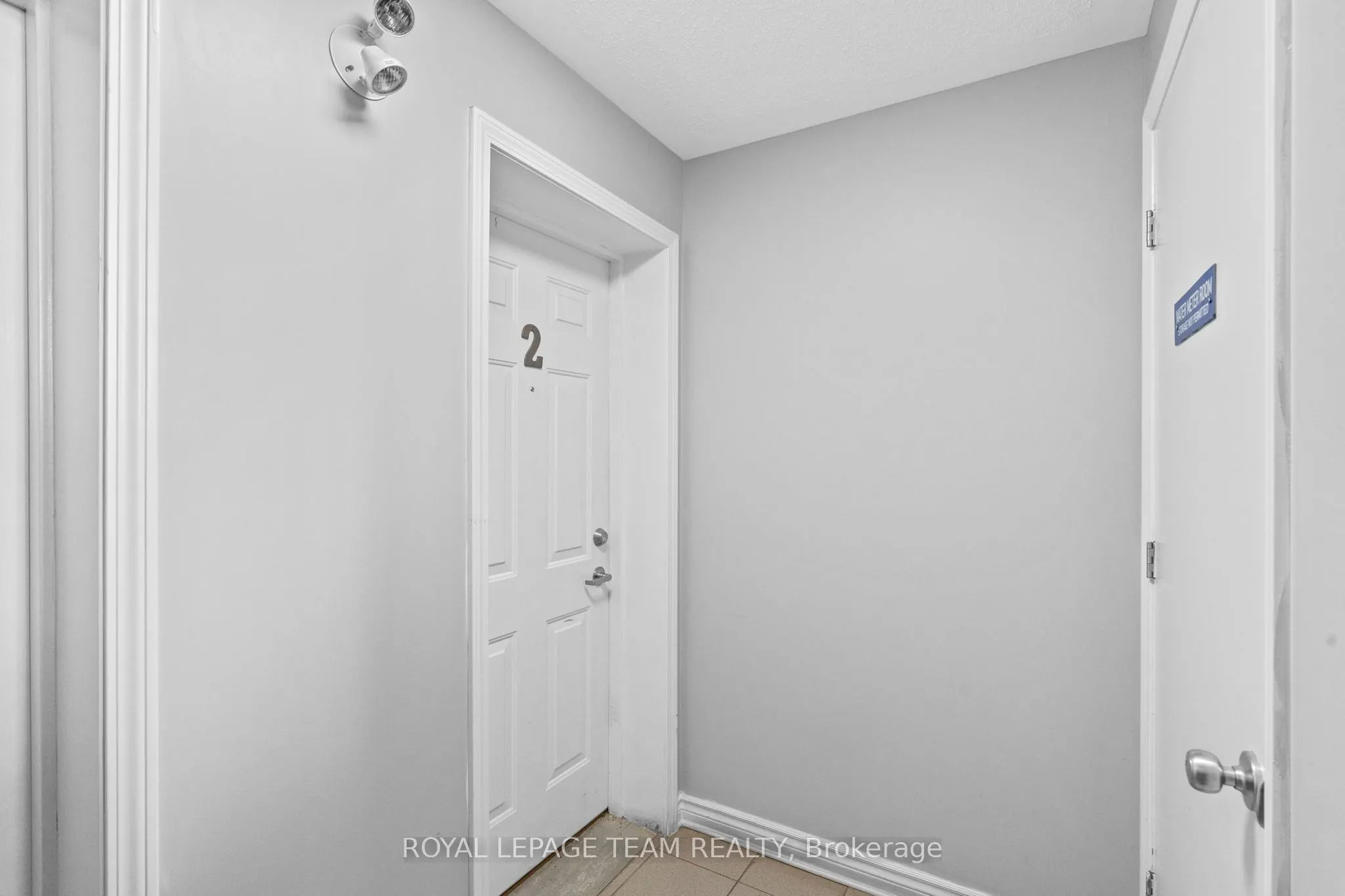 313 Cresthaven Drive #2