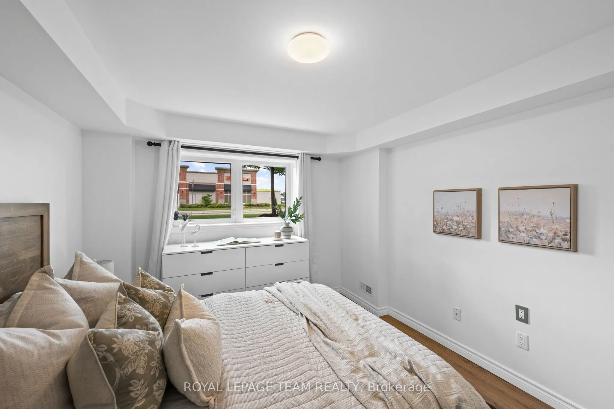 313 Cresthaven Drive #2