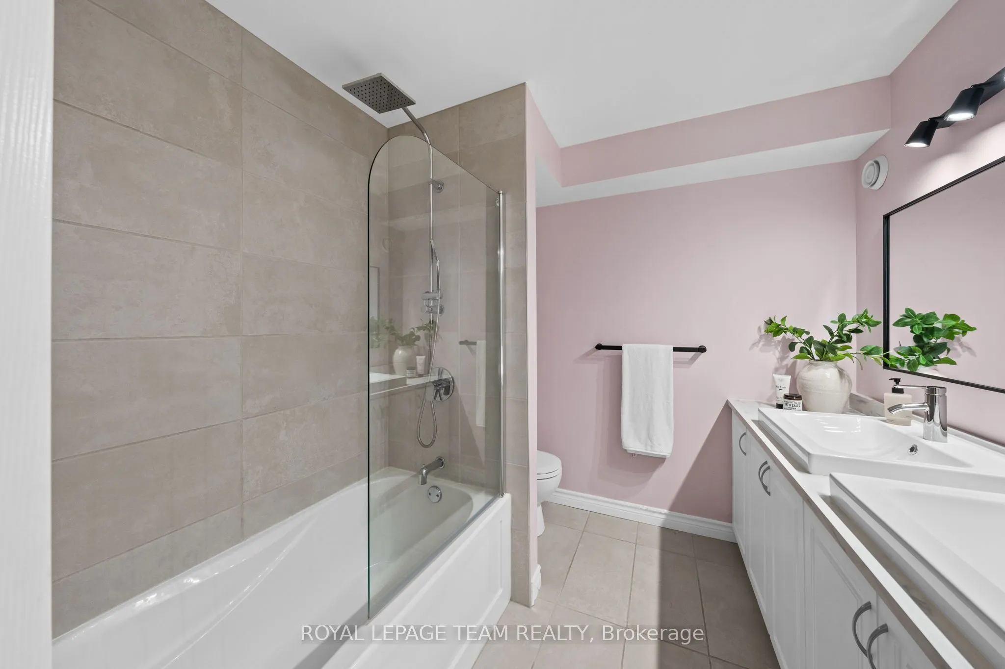 313 Cresthaven Drive #2