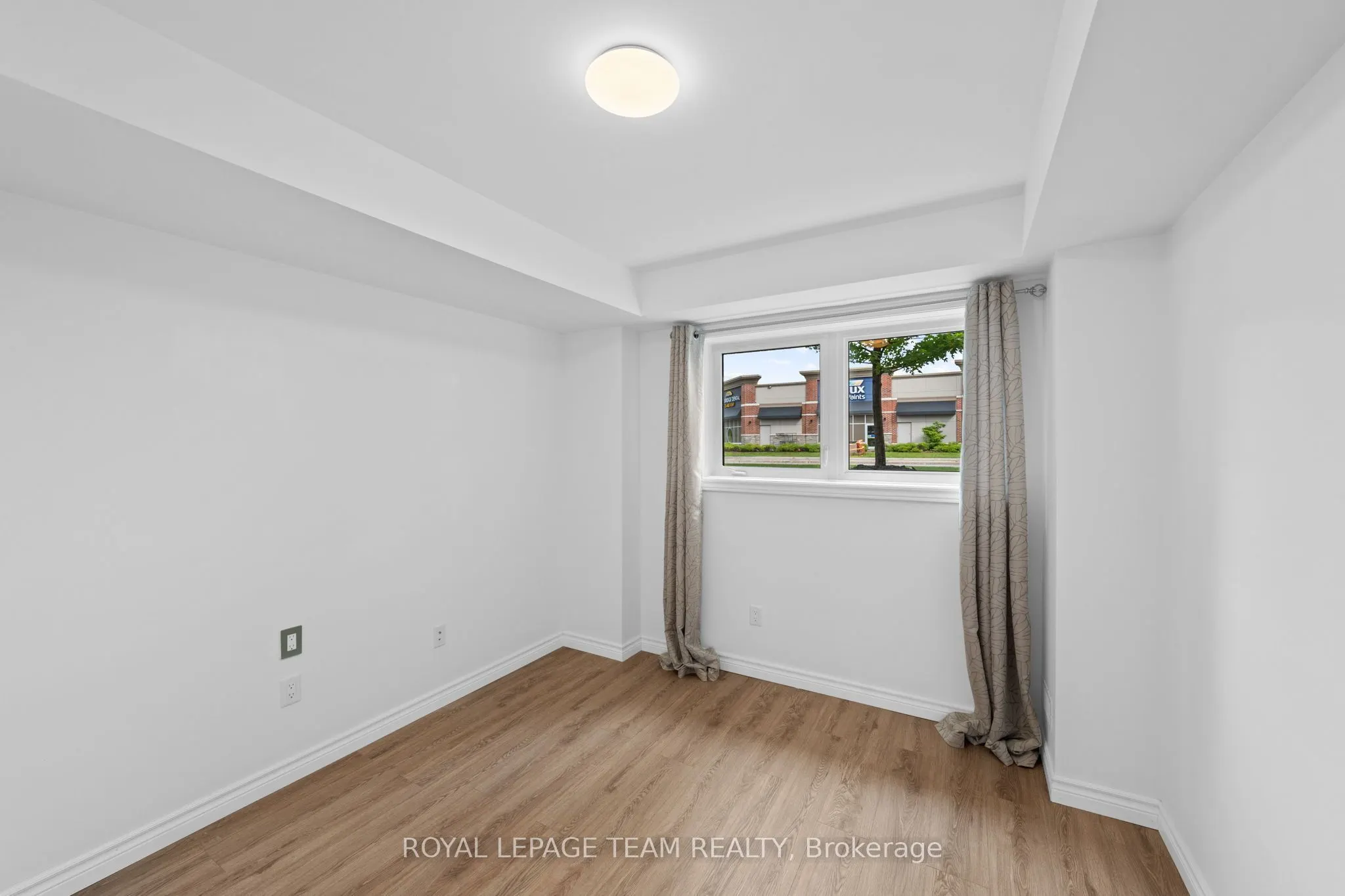 313 Cresthaven Drive #2
