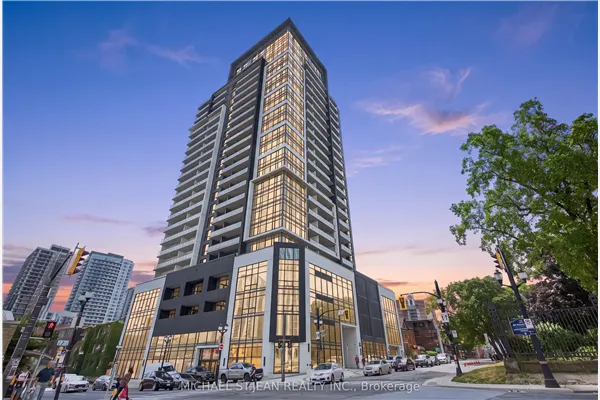 15 Queen Street S