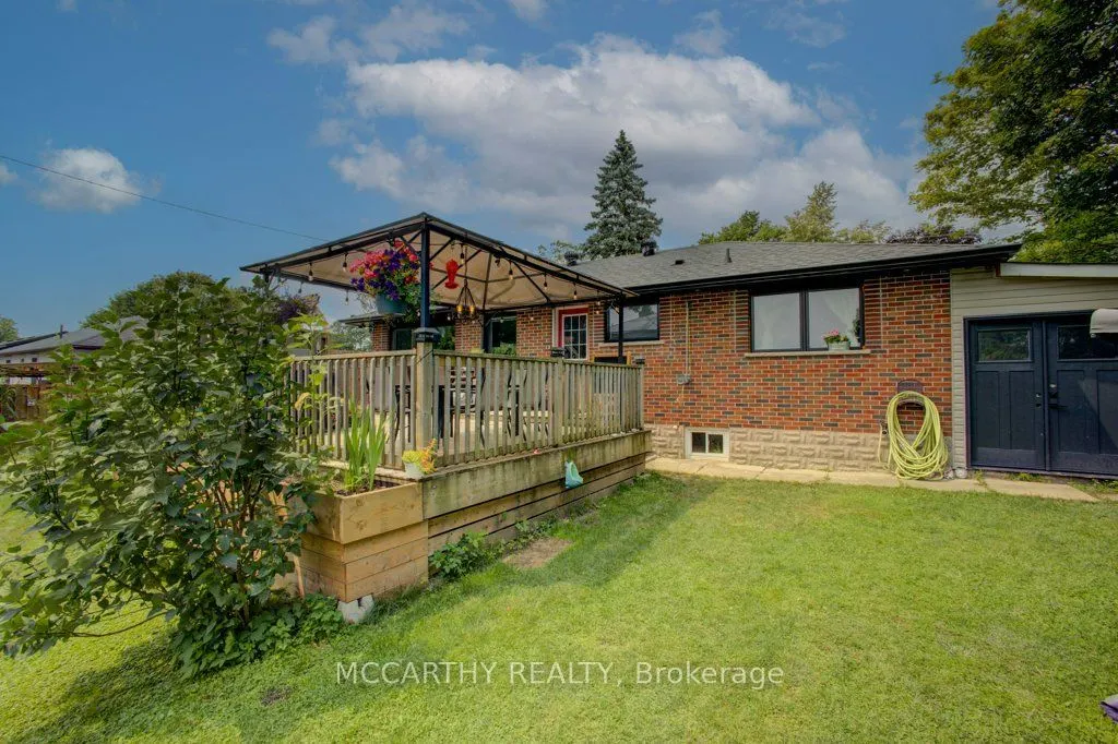 341 Victoria Street East Street E
