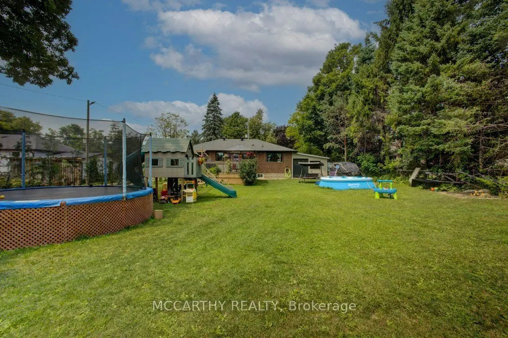 341 Victoria Street East Street E