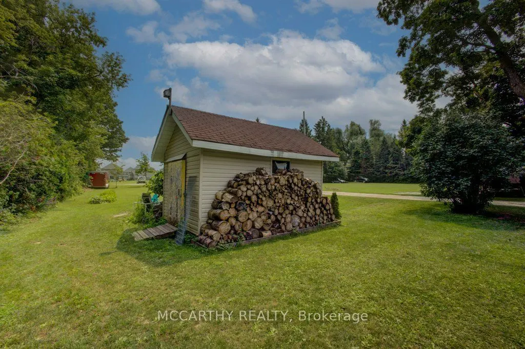 341 Victoria Street East Street E