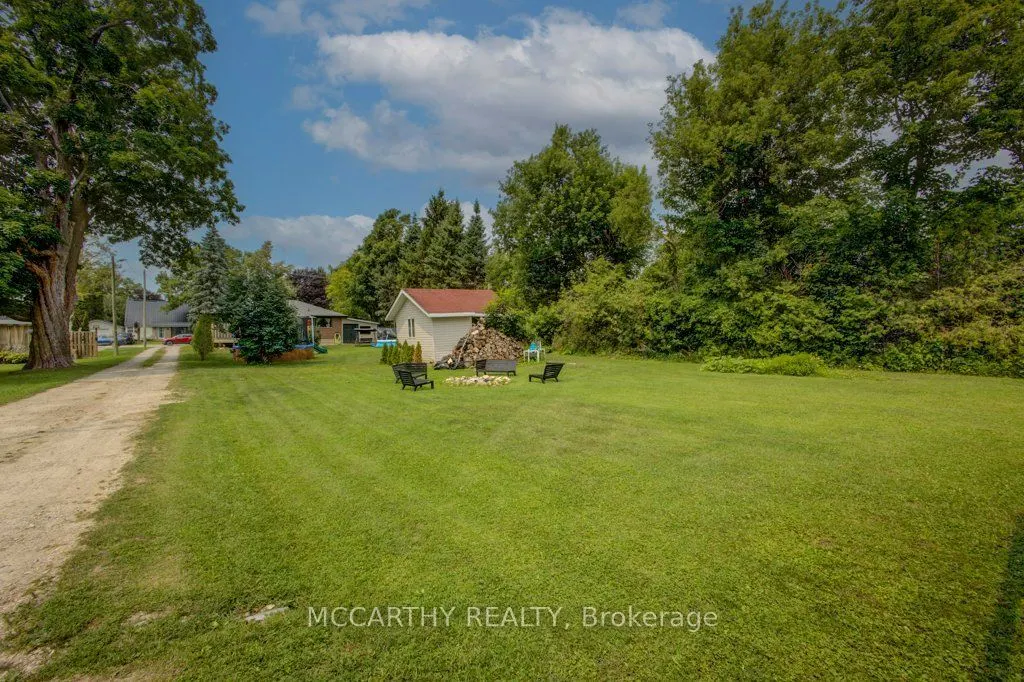 341 Victoria Street East Street E