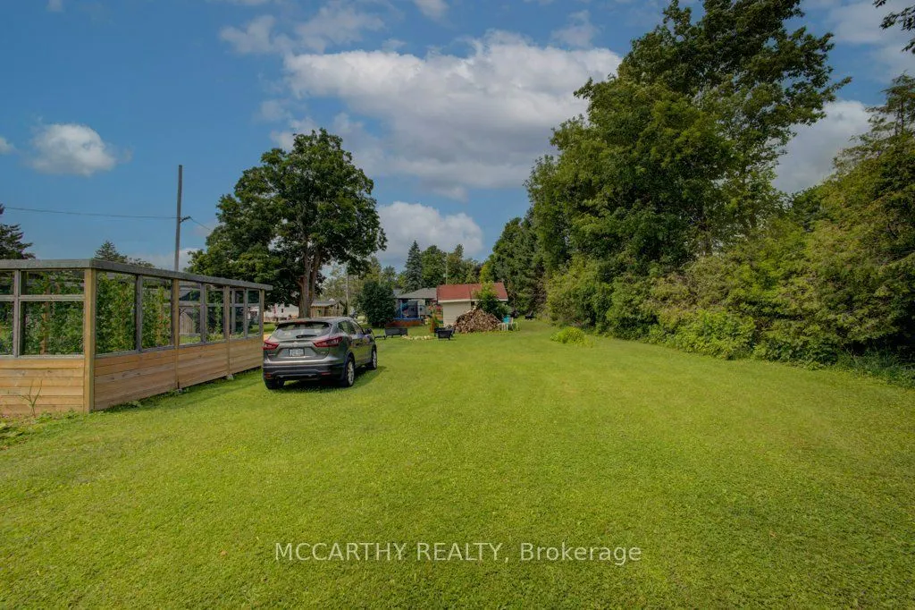 341 Victoria Street East Street E