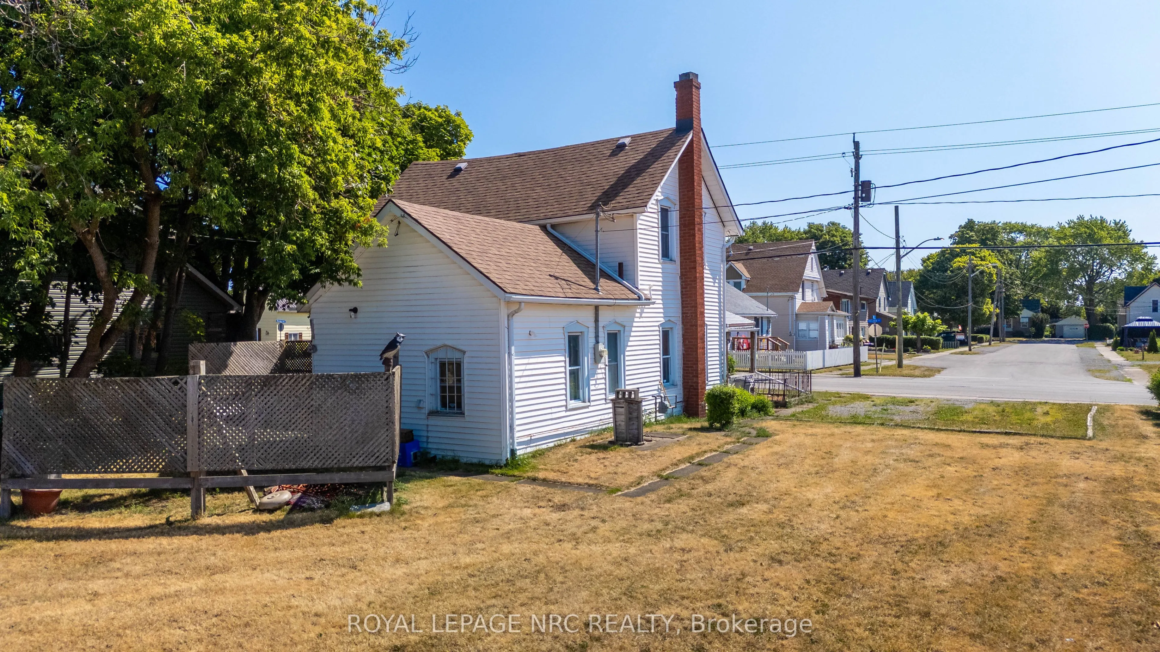 592 Fielden Avenue