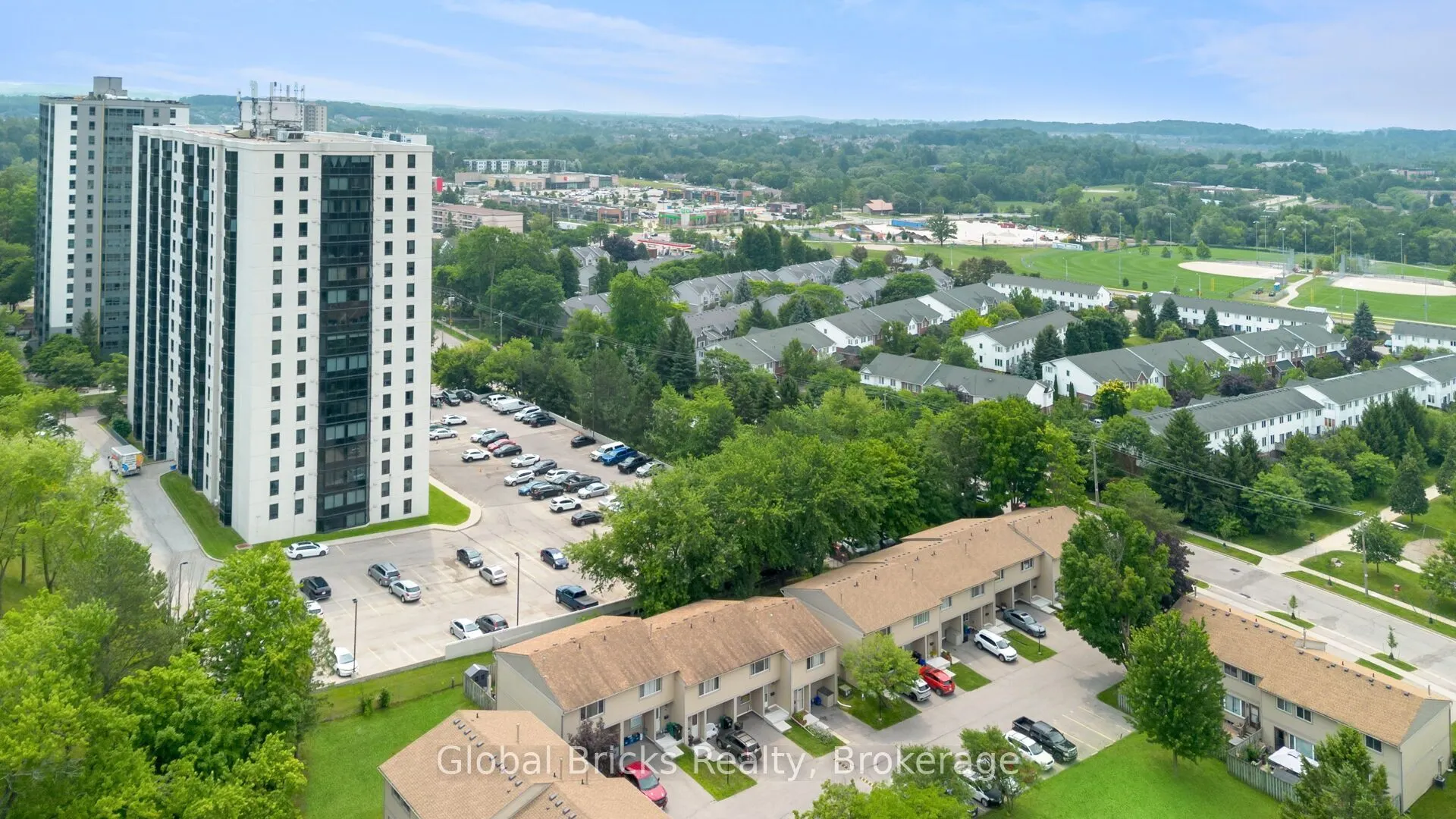 15 Green Valley Drive #27