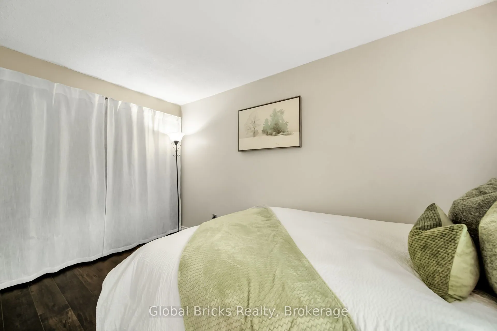15 Green Valley Drive #27