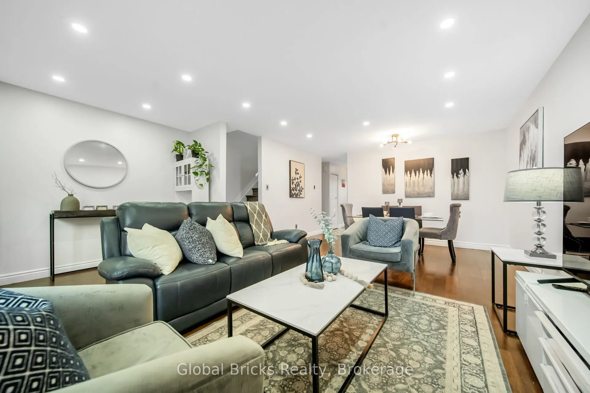 15 Green Valley Drive #27